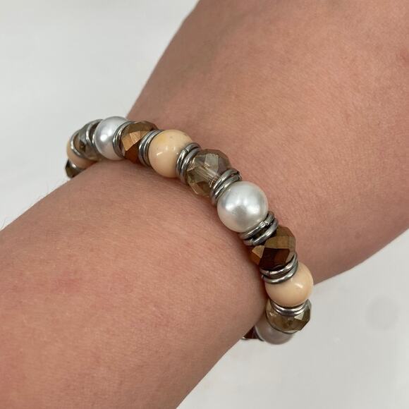 Beaded stretchy bracelet - Picture 1 of 4